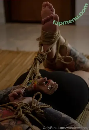 WonderWanny nude photo #0033