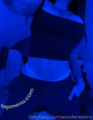 WonderWanny nude photo #0048