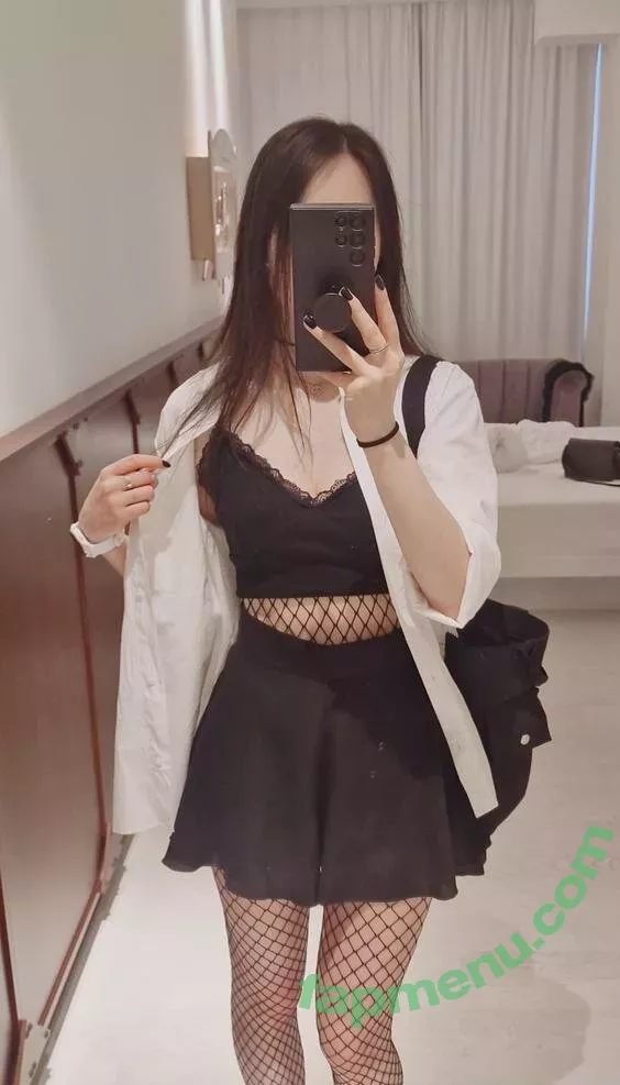 Wonni nude photo #0008 (Wonni__ / Wonnikon)