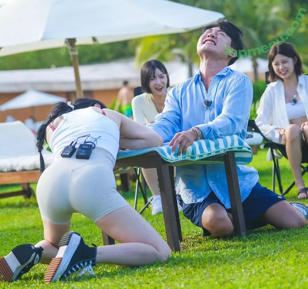 Woohyeon nude photo #0255 (KimWooHye0n / Leeheeeun / woohye0n)