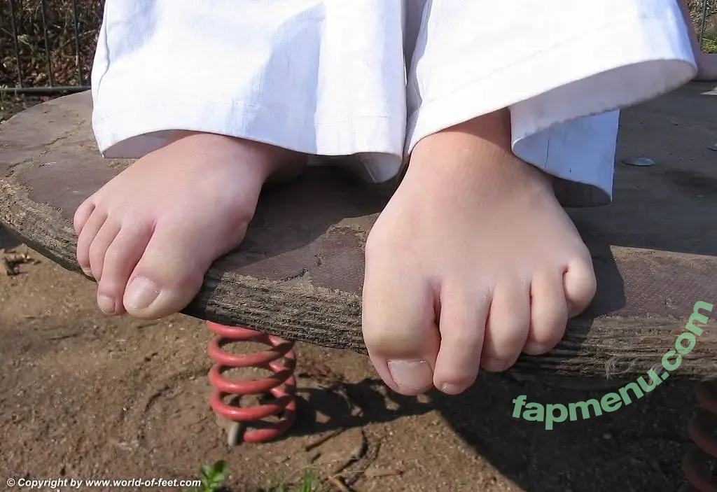 Worldoffeet nude photo #4257 (Worldoffeet)