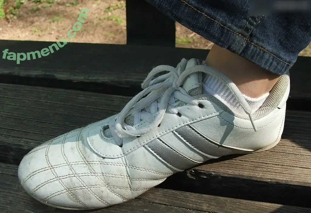 Worldoffeet nude photo #4325 (Worldoffeet)