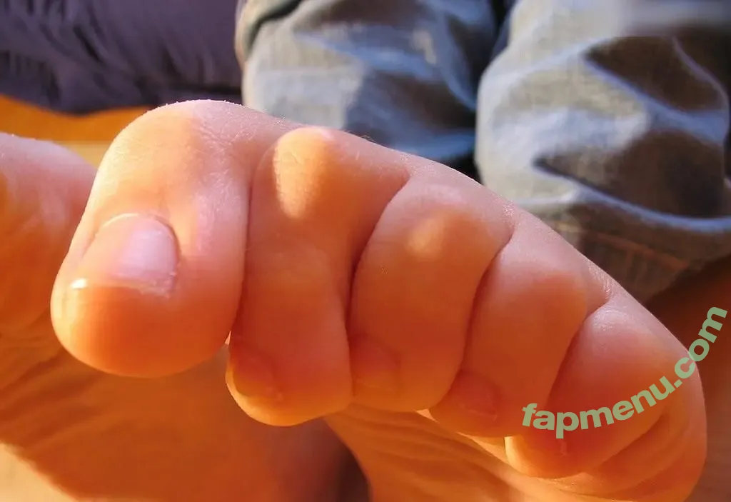 Worldoffeet nude photo #4415 (Worldoffeet)