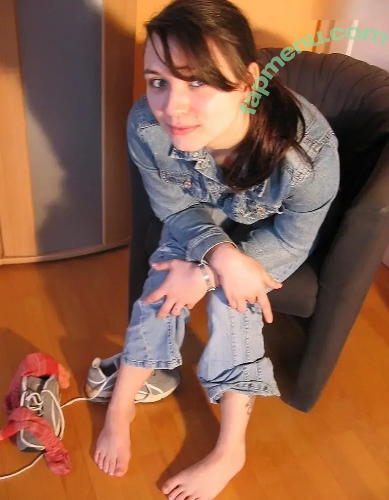 Worldoffeet nude photo #4484 (Worldoffeet)