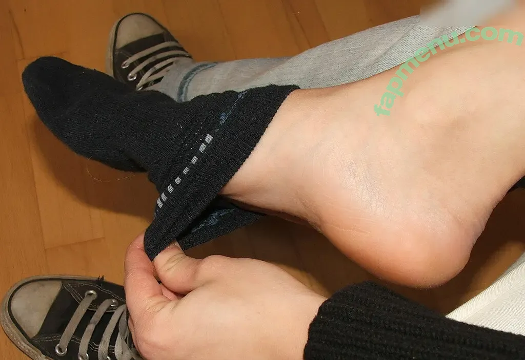 Worldoffeet nude photo #4849 (Worldoffeet)