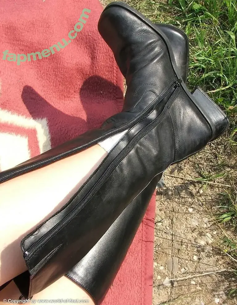 Worldoffeet nude photo #4880 (Worldoffeet)