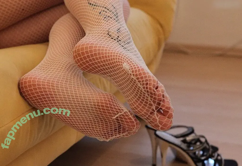 Worldoffeet nude photo #4930 (Worldoffeet)