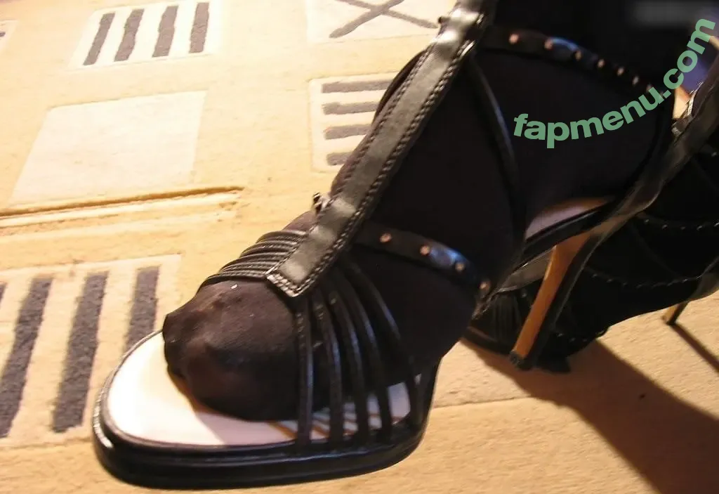 Worldoffeet nude photo #5007 (Worldoffeet)