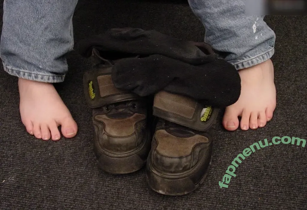 Worldoffeet nude photo #5158 (Worldoffeet)