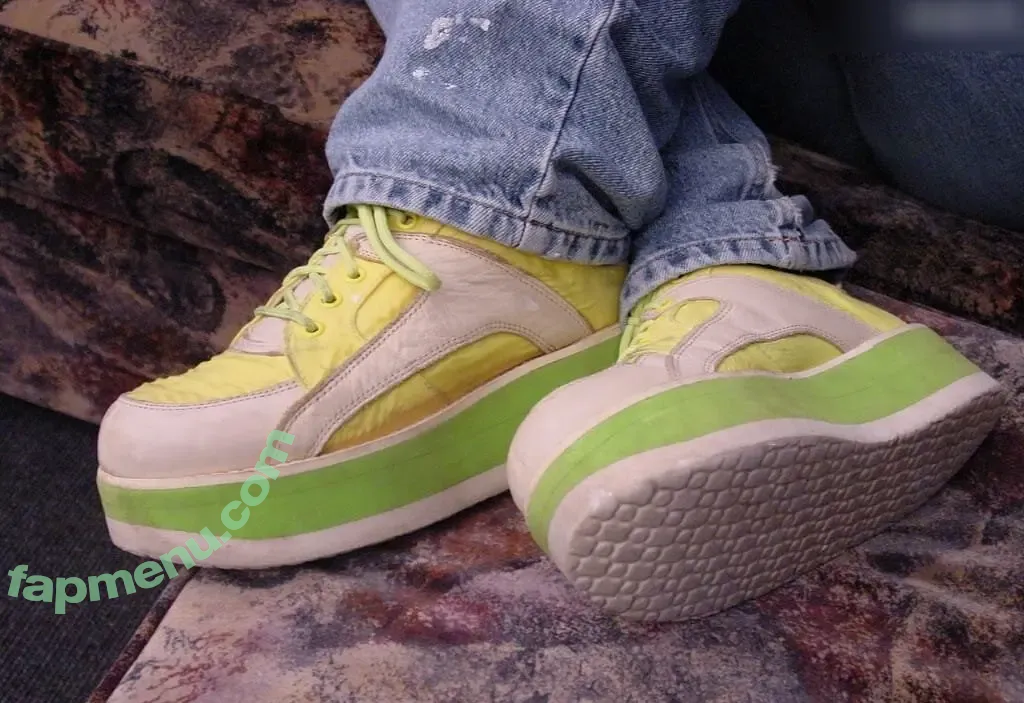 Worldoffeet nude photo #5231 (Worldoffeet)