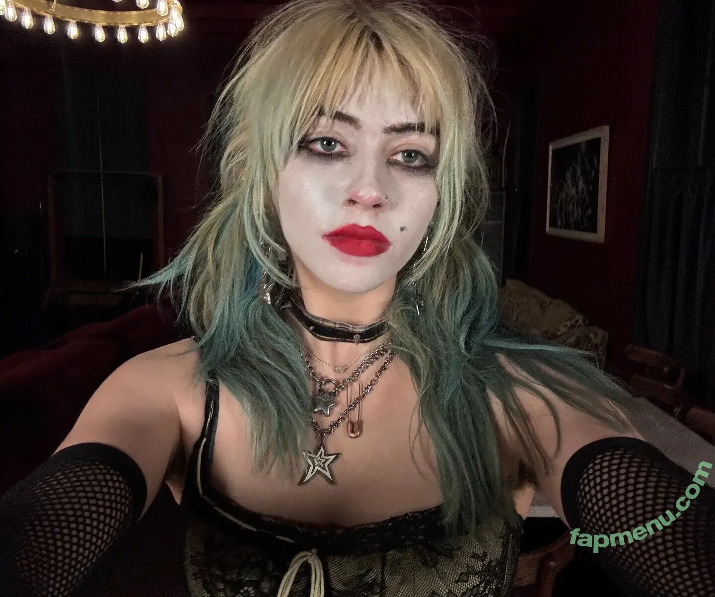 wormsheriff nude photo #0075 (Olivia O)