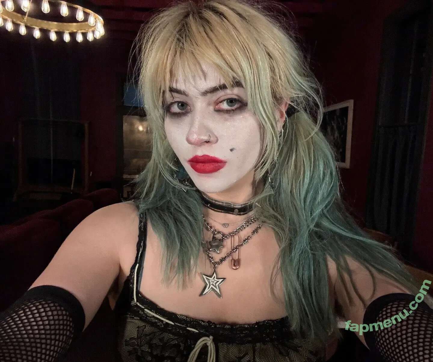 wormsheriff nude photo #0076 (Olivia O)