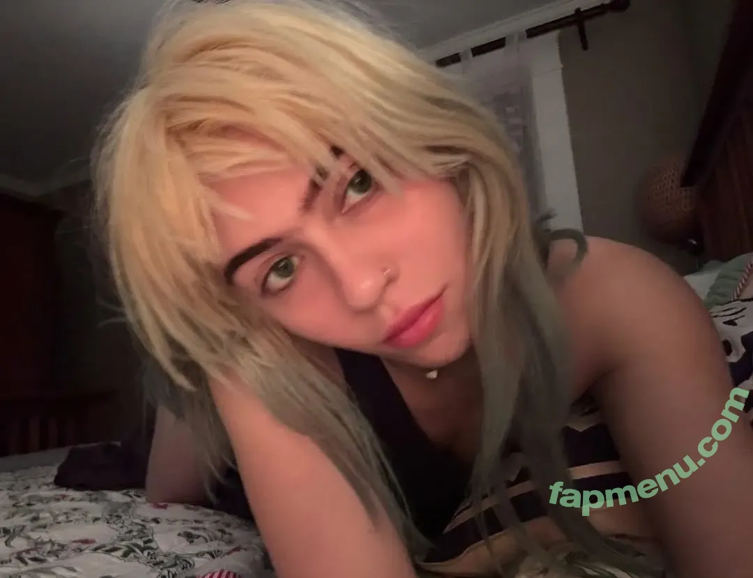wormsheriff nude photo #0092 (Olivia O)
