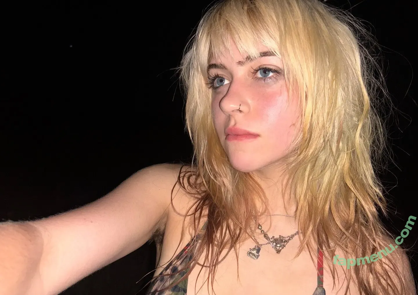 wormsheriff nude photo #0184 (Olivia O)