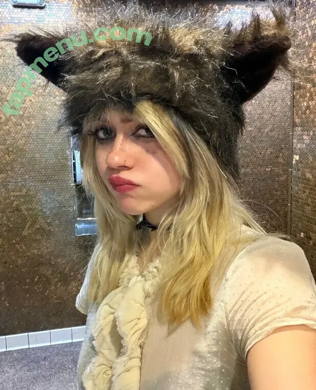 wormsheriff nude photo #0249 (Olivia O)