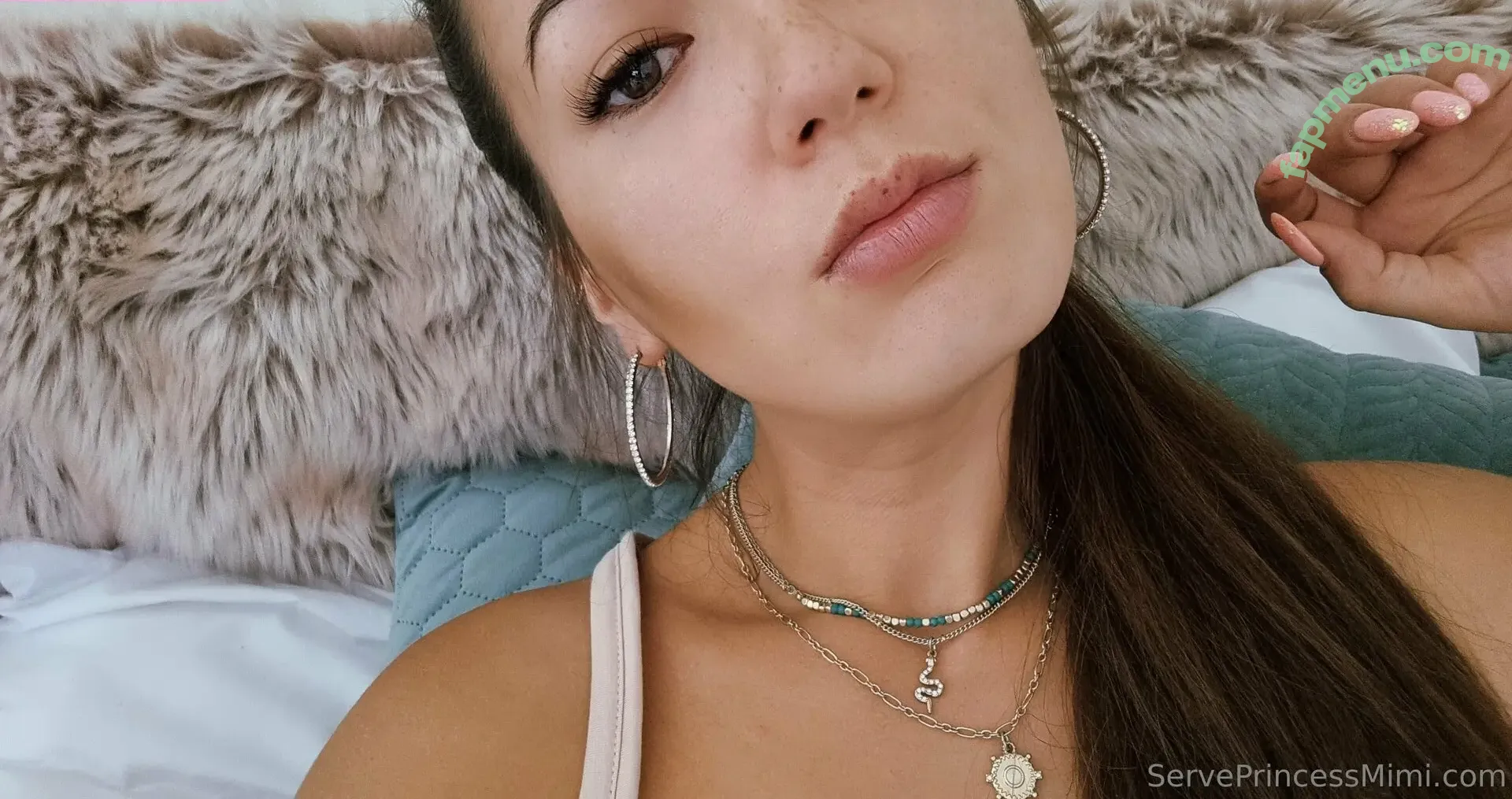 worship_mimi nude photo #0010 (worship.mi)