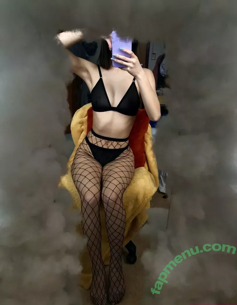 worshipgigi nude photo #0010 (girlyygigi)