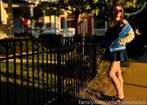 worthlessholes / worthlessasshole5 nude photo #0036