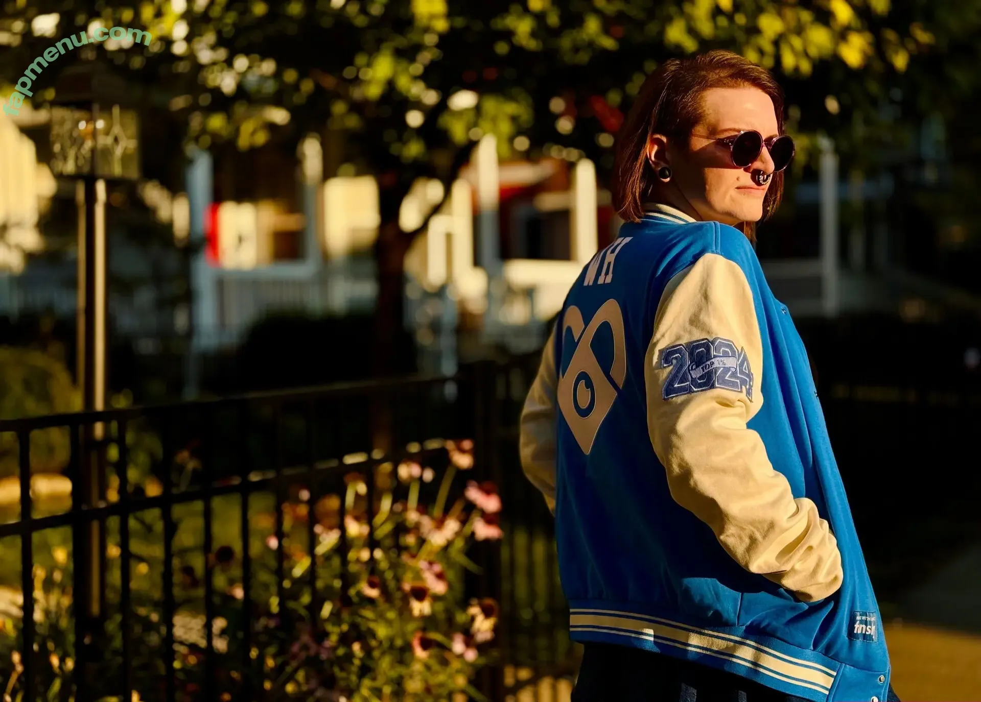 worthlessholes nude photo #0033 (worthlessasshole5)