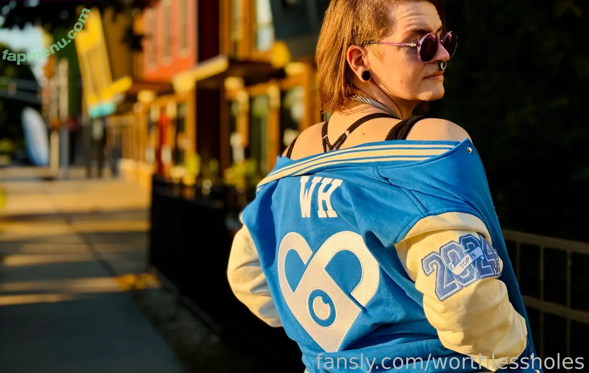 worthlessholes nude photo #0037 (worthlessasshole5)