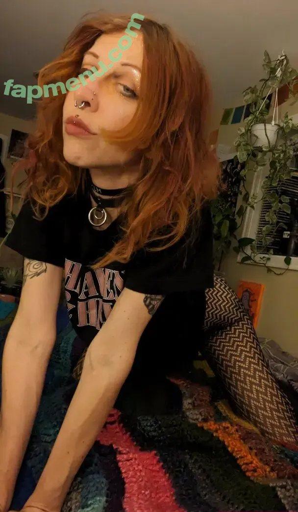 wren_sparks nude photo #0007 (wrensparksz)