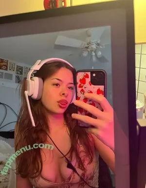 wubbvivi / vogue_bivi nude photo #0074