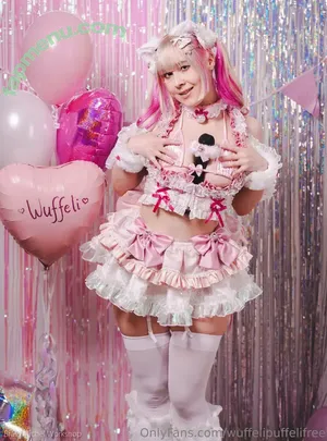 wuffelipuffelifree / funwifelife nude photo #0174