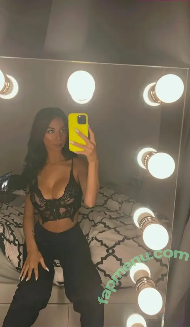 Wutangela nude photo #0029 (Wutangela)