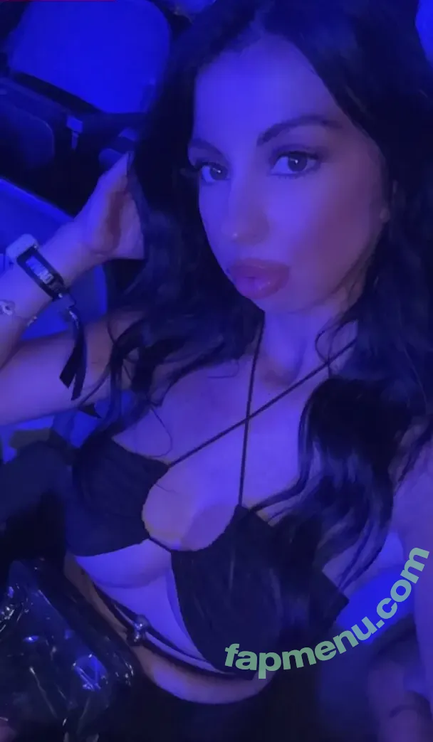 Wutangela nude photo #0041 (Wutangela)