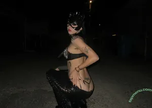 wuvvmia / wuvmia nude photo #0059