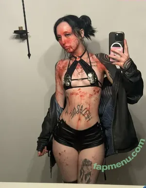 wuvvmia / wuvmia nude photo #0065