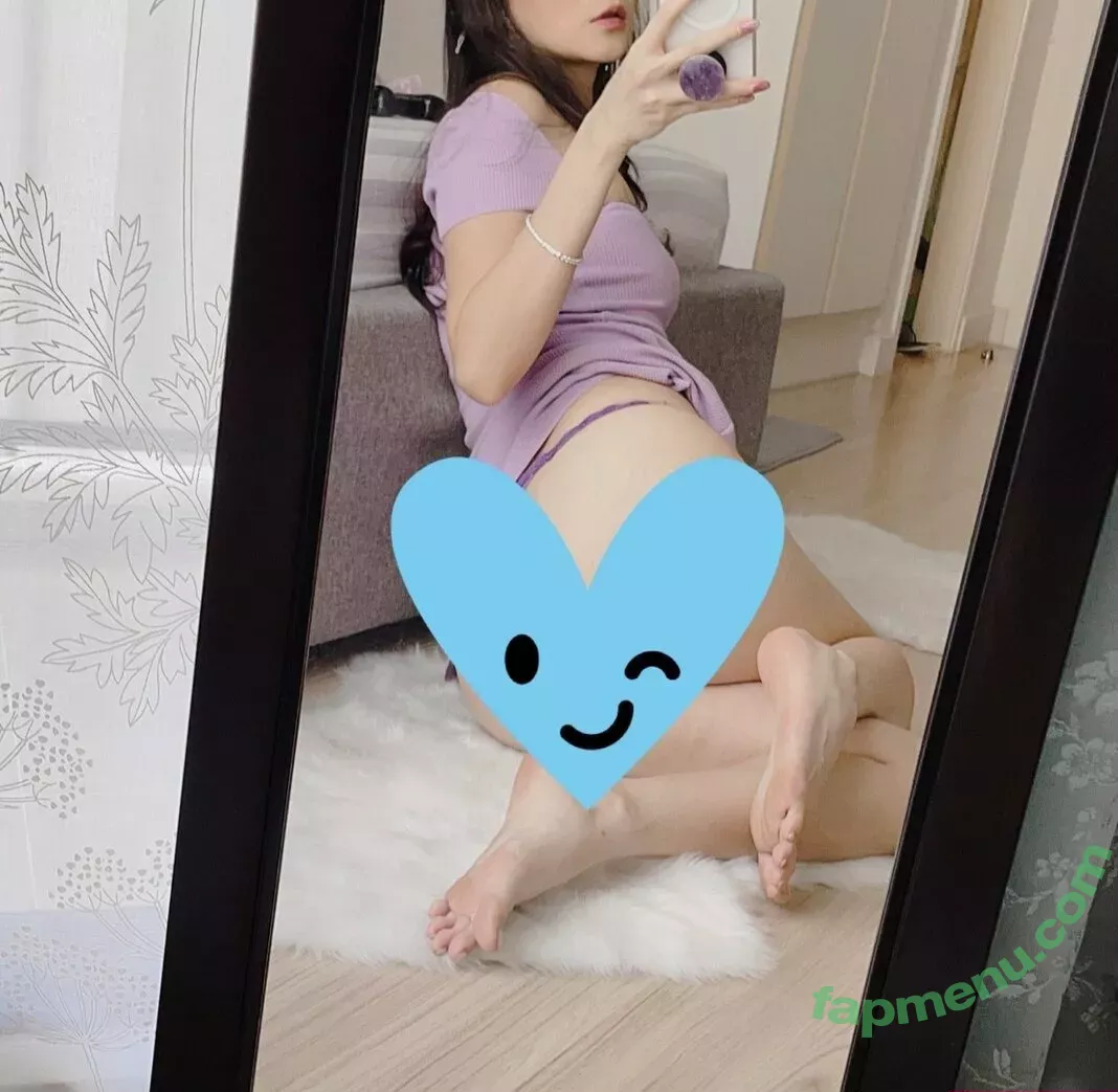 wuyixo nude photo #0022 (feet.fame)