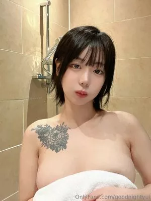 Wuyo99 / Wuyo 우요 nude photo #0218