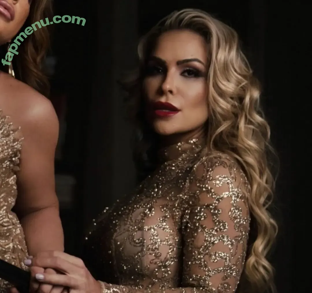 WWE Natalya Neidhart , The Boat nude photo #0019 (WWE Natalya Neidhart / The Boat / natbynature)