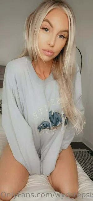 wydstepsissy / __wildheartgypsysoul__ nude photo #0215