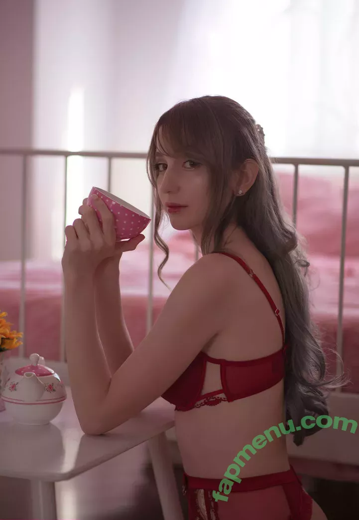 x.meki nude photo #0301 (Meki)