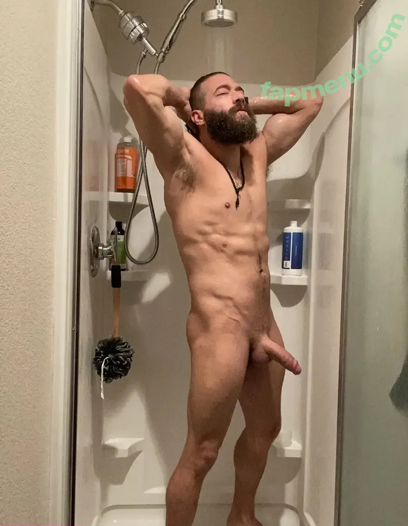 Xander Corvus nude photo #0001 (akaxandercorvus / xcorvus777)