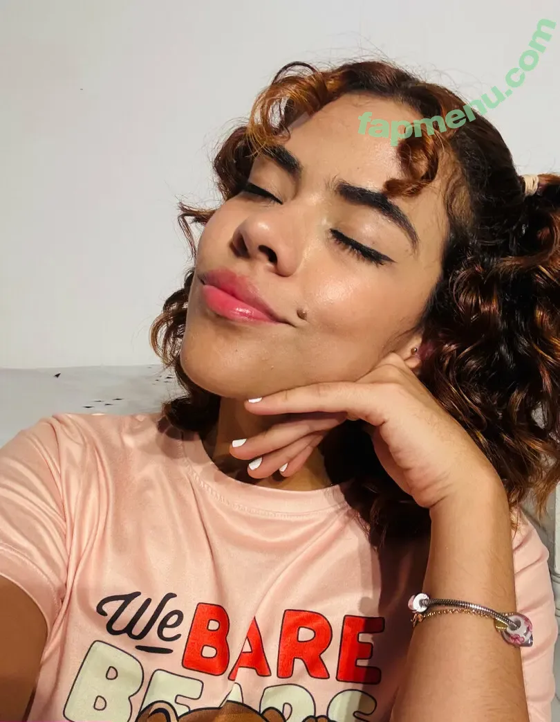 xbabydaniela nude photo #0033 (babydaniellev)