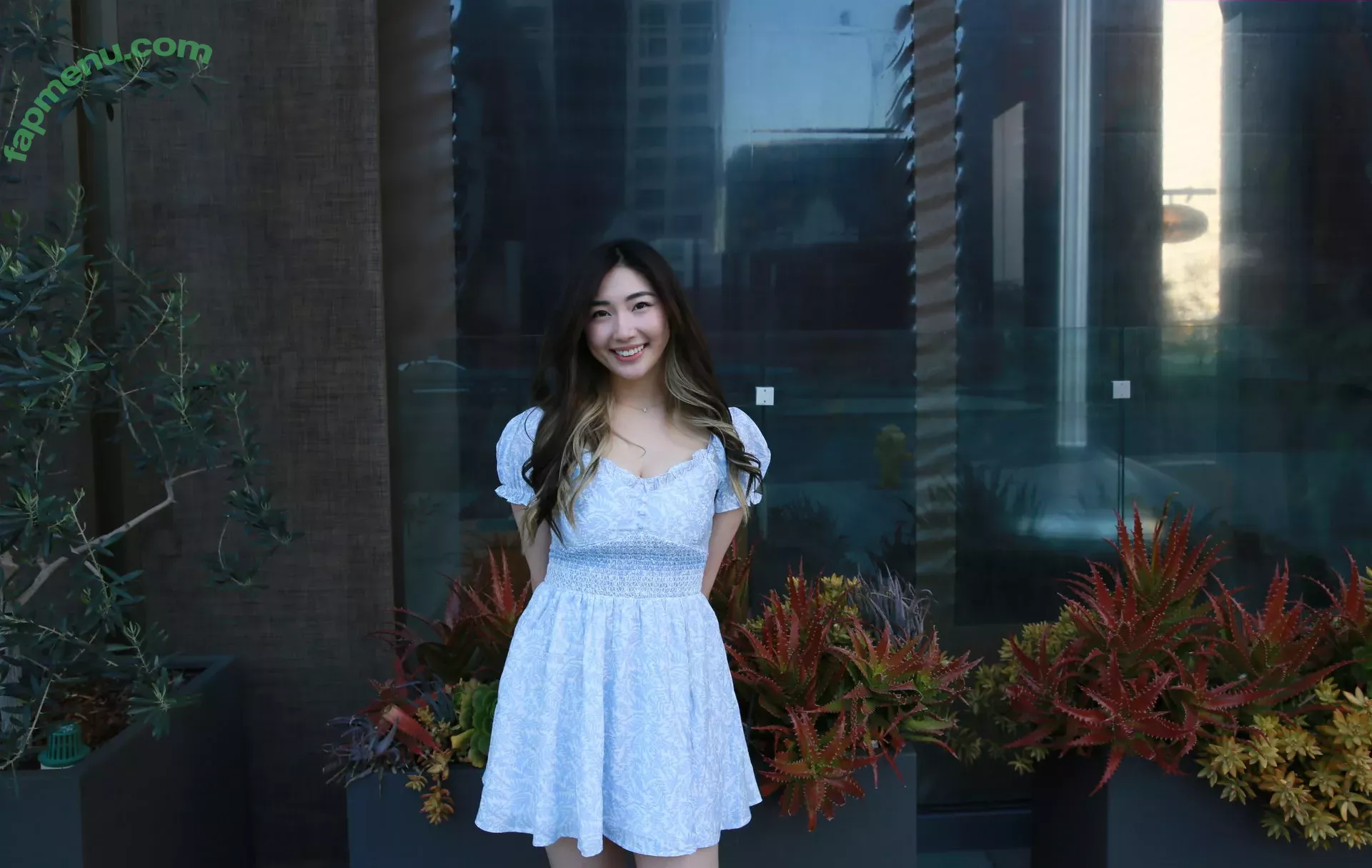 xChocobars nude photo #0003 (Janetrose / janetrosee)