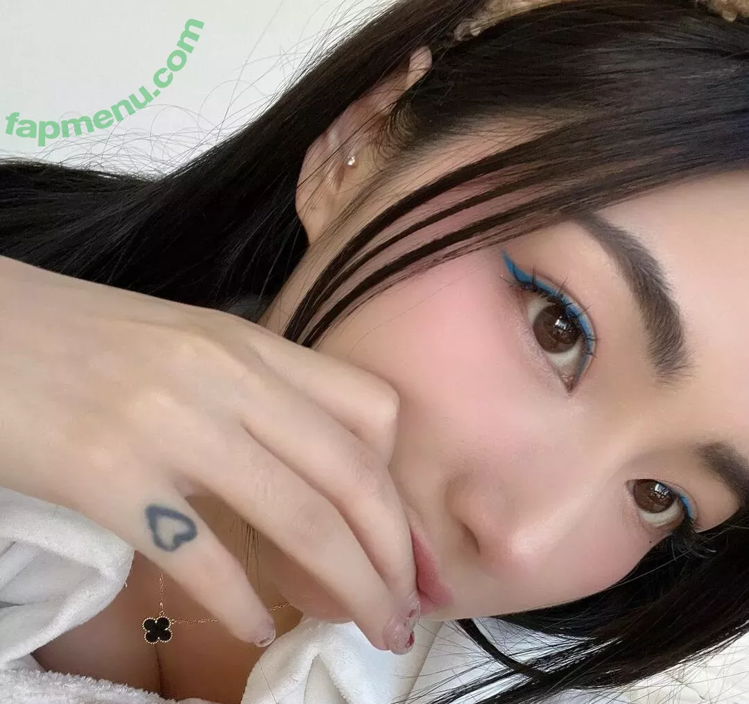 xChocobars nude photo #0148 (Janetrose / janetrosee)