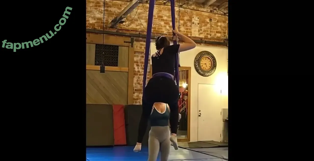 xChocobars nude photo #0711 (Janetrose / janetrosee)