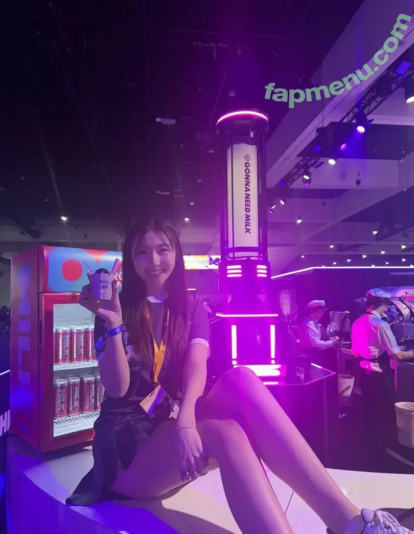 xChocobars nude photo #0729 (Janetrose / janetrosee)