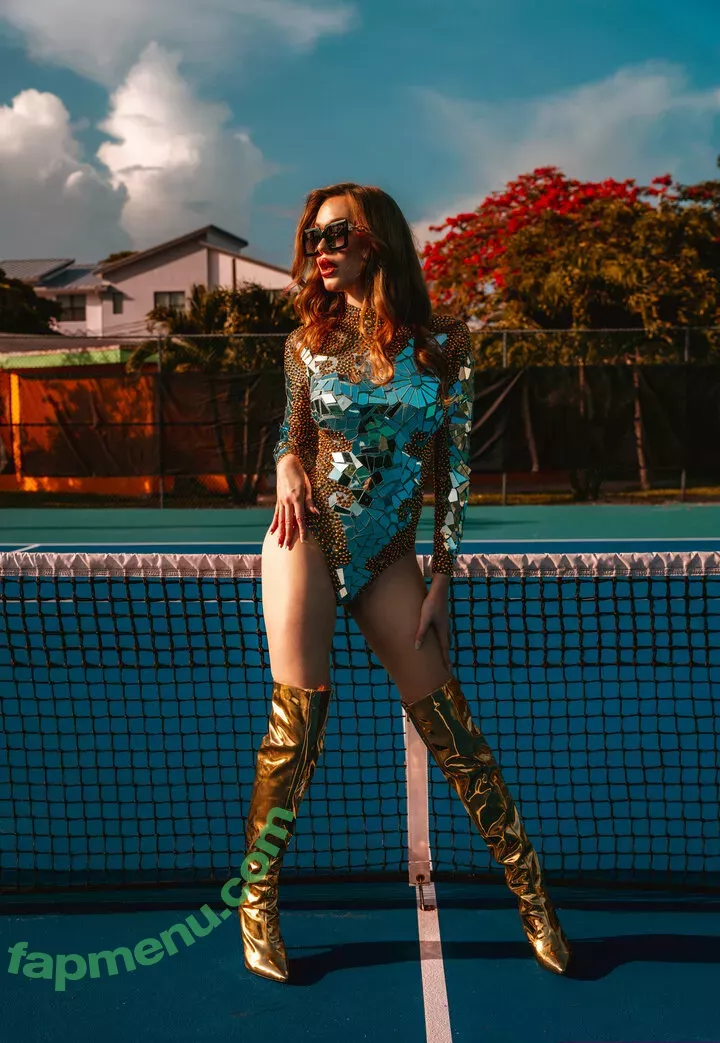 xcrystalthayerx nude photo #0164 (crystalthayerofficial)