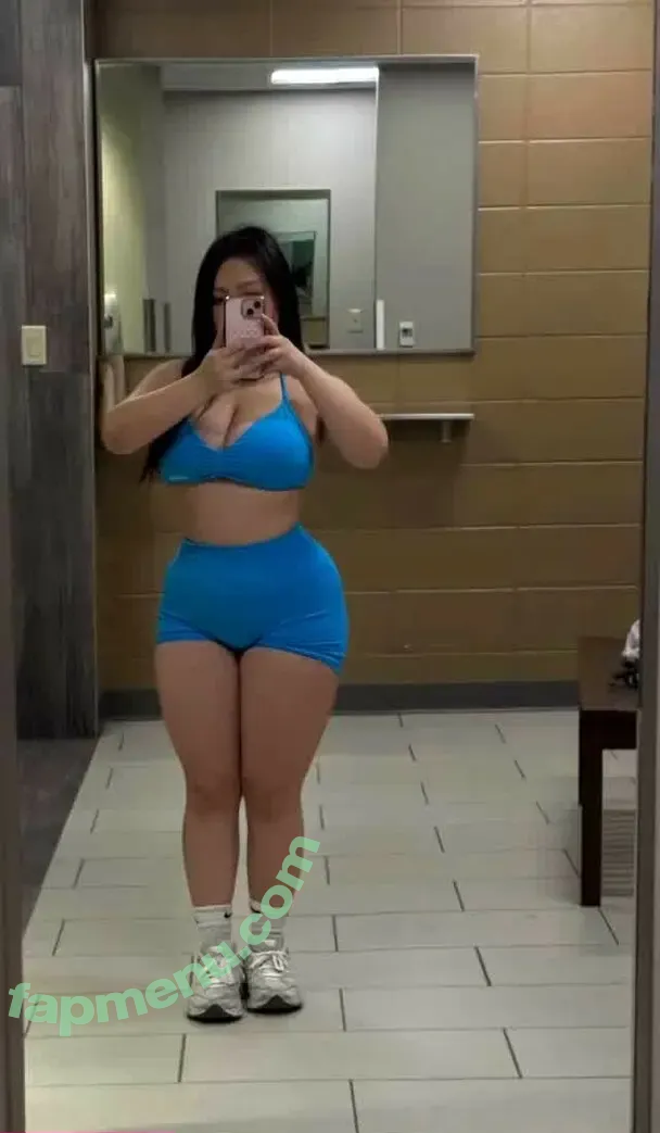 Xee Yang nude photo #0007 (yang.xee)