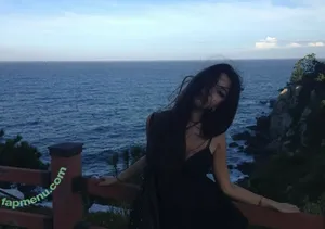 xeiyza / ilizterate / lovexee / lyuaei / xenijacurly nude photo #0077