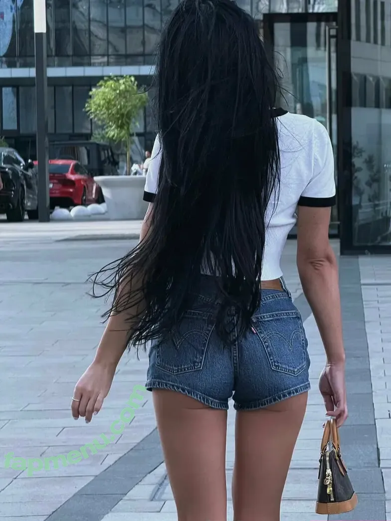 xenamilano nude photo #0022 (xenamilano)