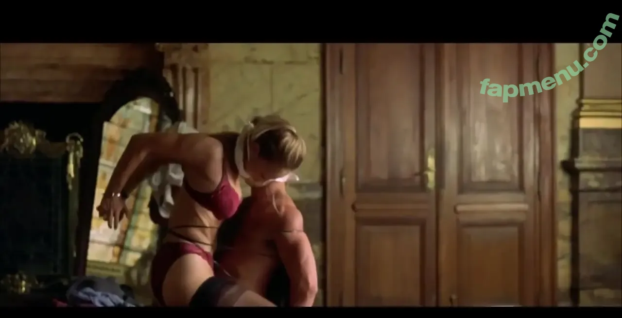 Xenia Seeberg nude photo #0111 (xenia_seeberg)