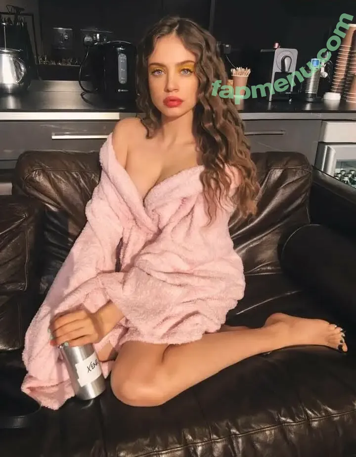 Xenia Tchoumi nude photo #0228 (xenia / xeniatchoumi)