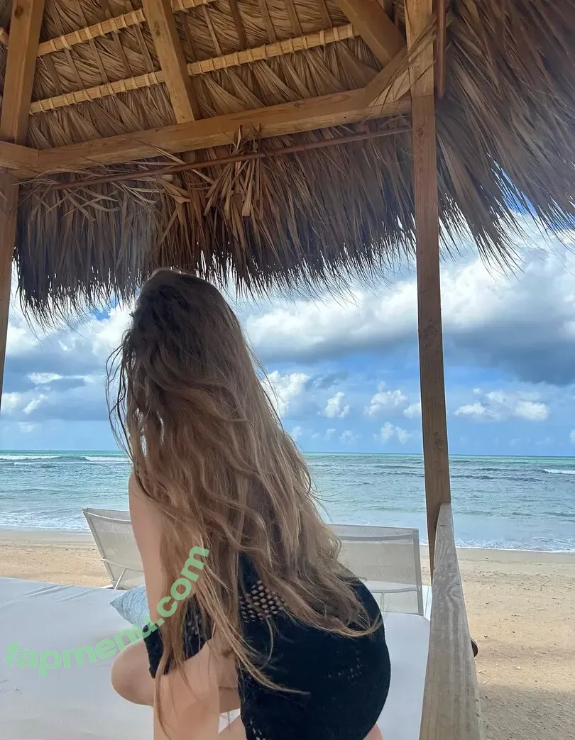 Xenia Tchoumi nude photo #0232 (xenia / xeniatchoumi)