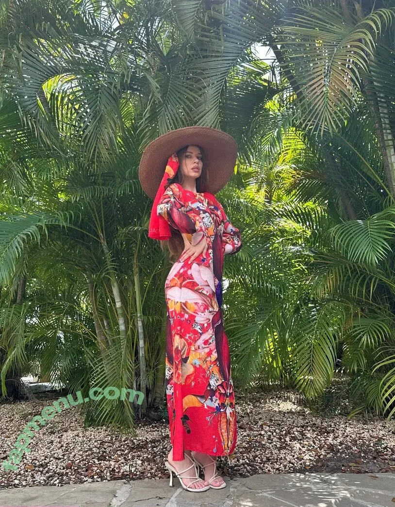 Xenia Tchoumi nude photo #0263 (xenia / xeniatchoumi)